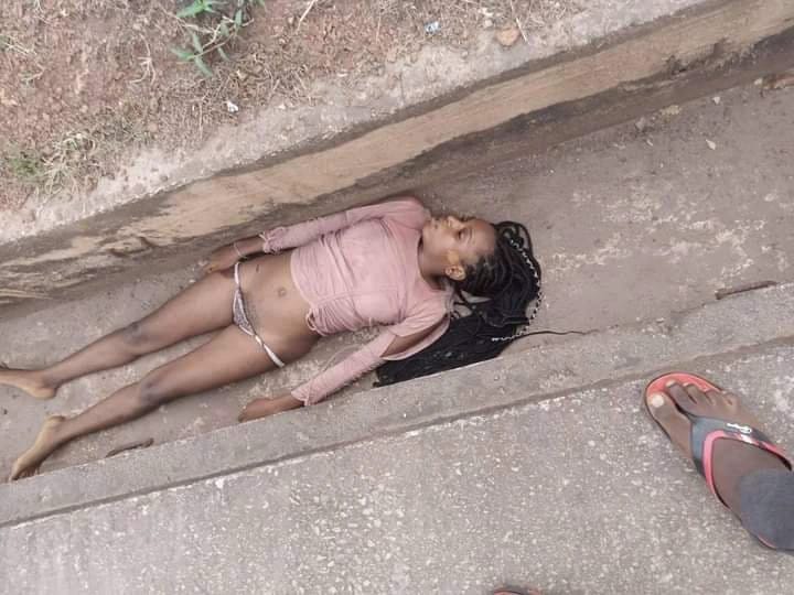 Unknown Young Girl Dumped by Road side in Enugu State