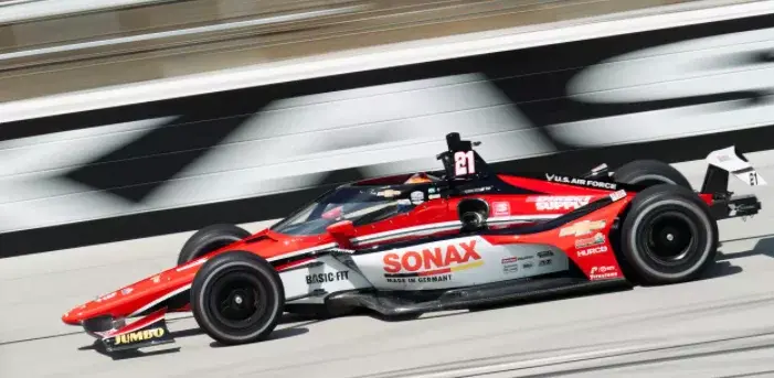 Van Kalmthout starts new IndyCar season with sixth place in Florida