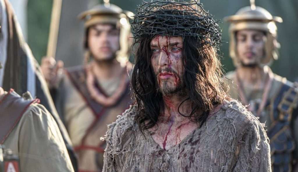 Klebber Toledo transforms into Jesus for the Passion of the Christ