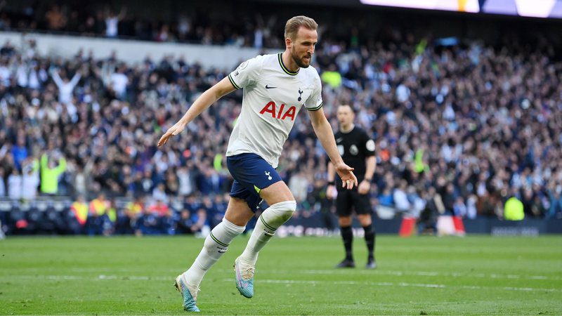 With Tottenham in crisis, Manchester United target Harry Kane