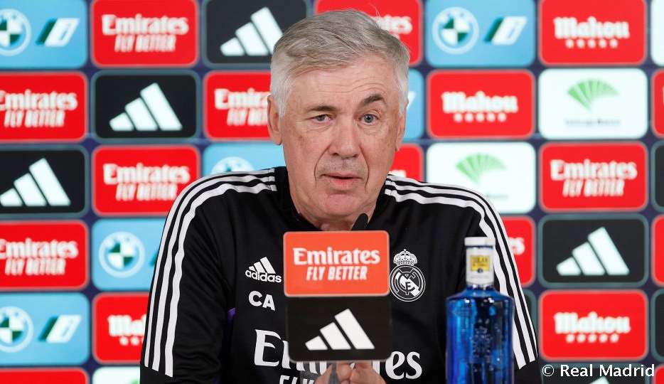 Carlo Ancelotti criticizes the excessive number of fouls against Vini