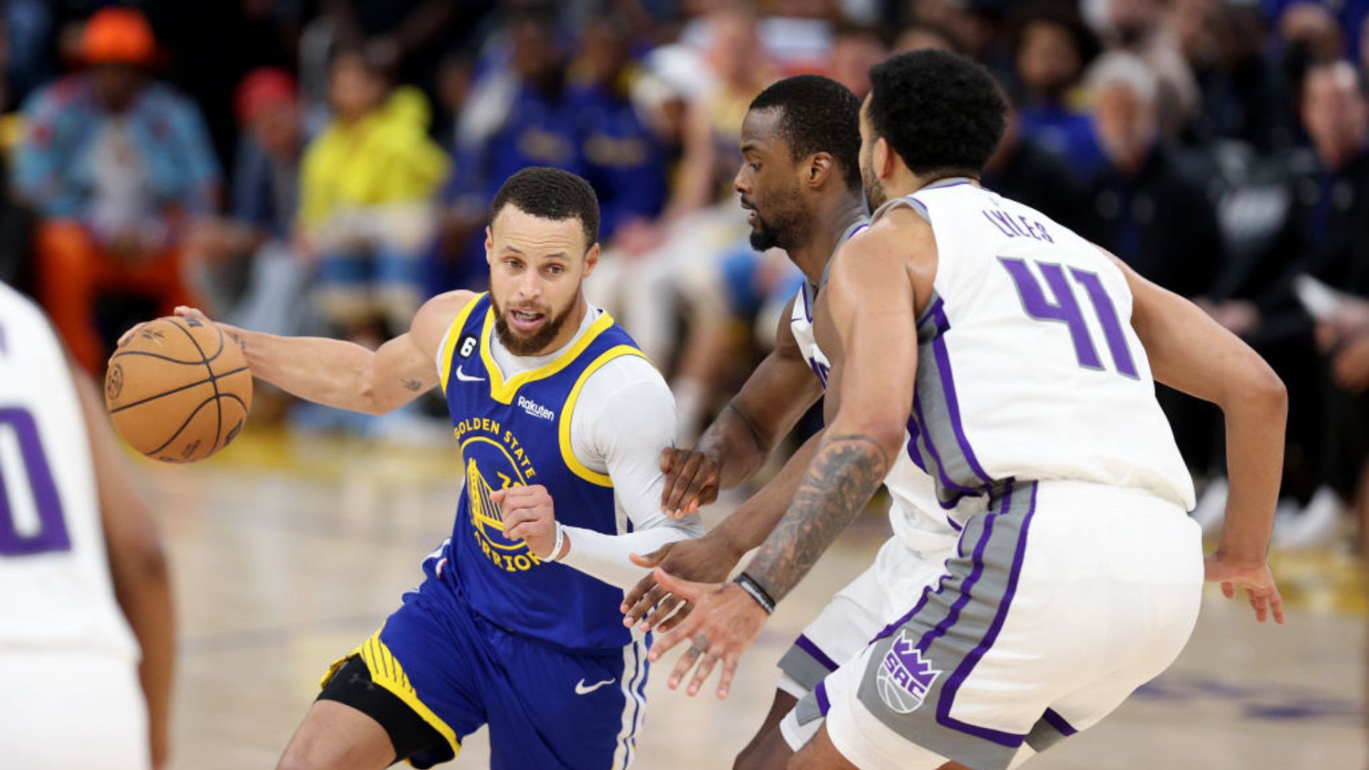 Kings and Curry in NBA action