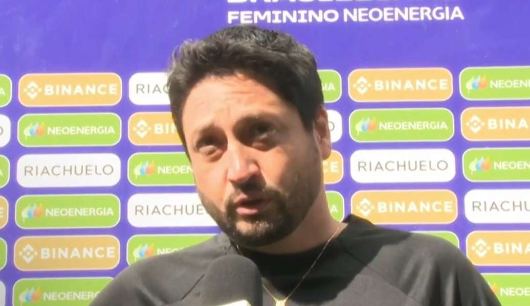 Corinthians women's team coach says players are threatened