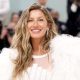 Discover the lipstick worn by Gisele Bündchen at the Met