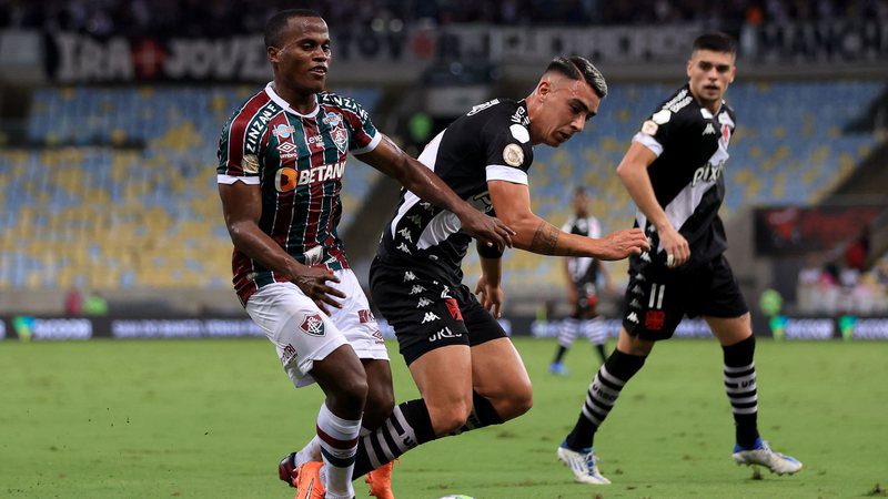 Fluminense and Vasco star in a busy game, but are