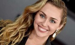 Miley Cyrus confesses to having gone through a troubled phase