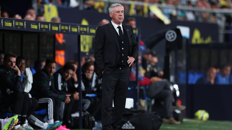 Ancelotti participates in a meeting projecting the future at Real