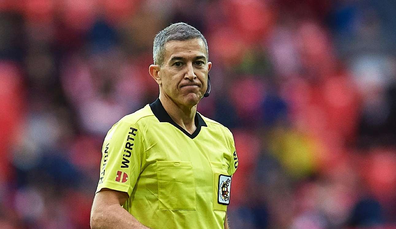 VAR referee is fired after cutting the scene of aggression