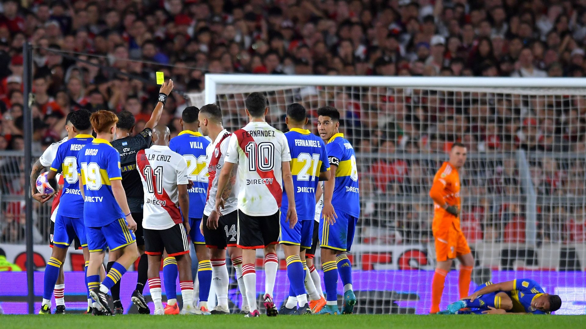 A general fight broke out on the pitch after Borja's goal for River Plate (Credit: Getty Images)