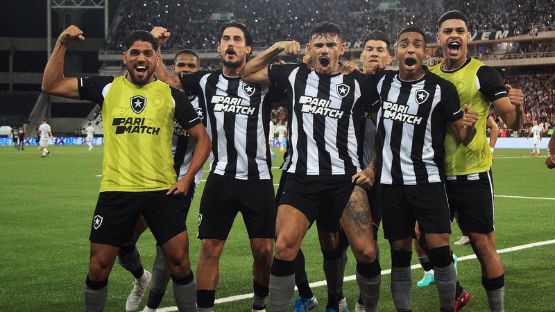 Botafogo puts Corinthians 'on the wheel' and wins another one