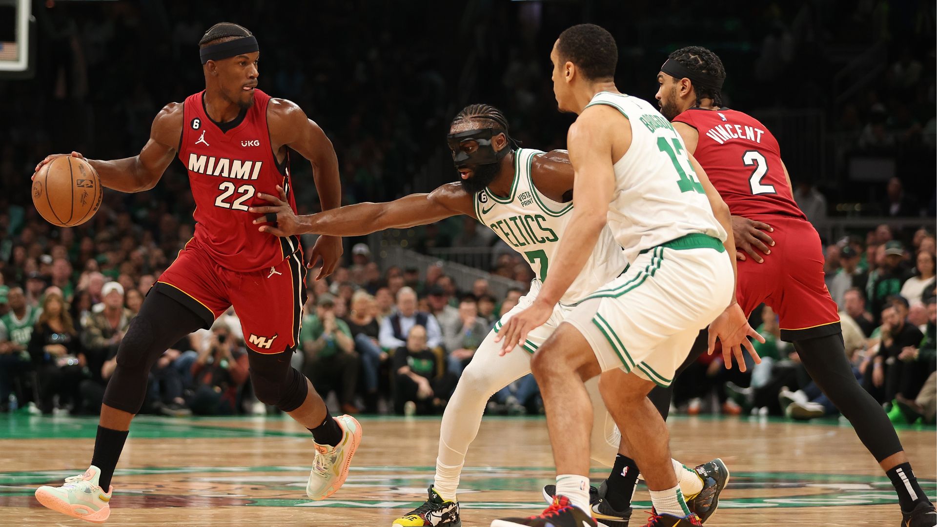 Miami Heat beats Boston Celtics in NBA