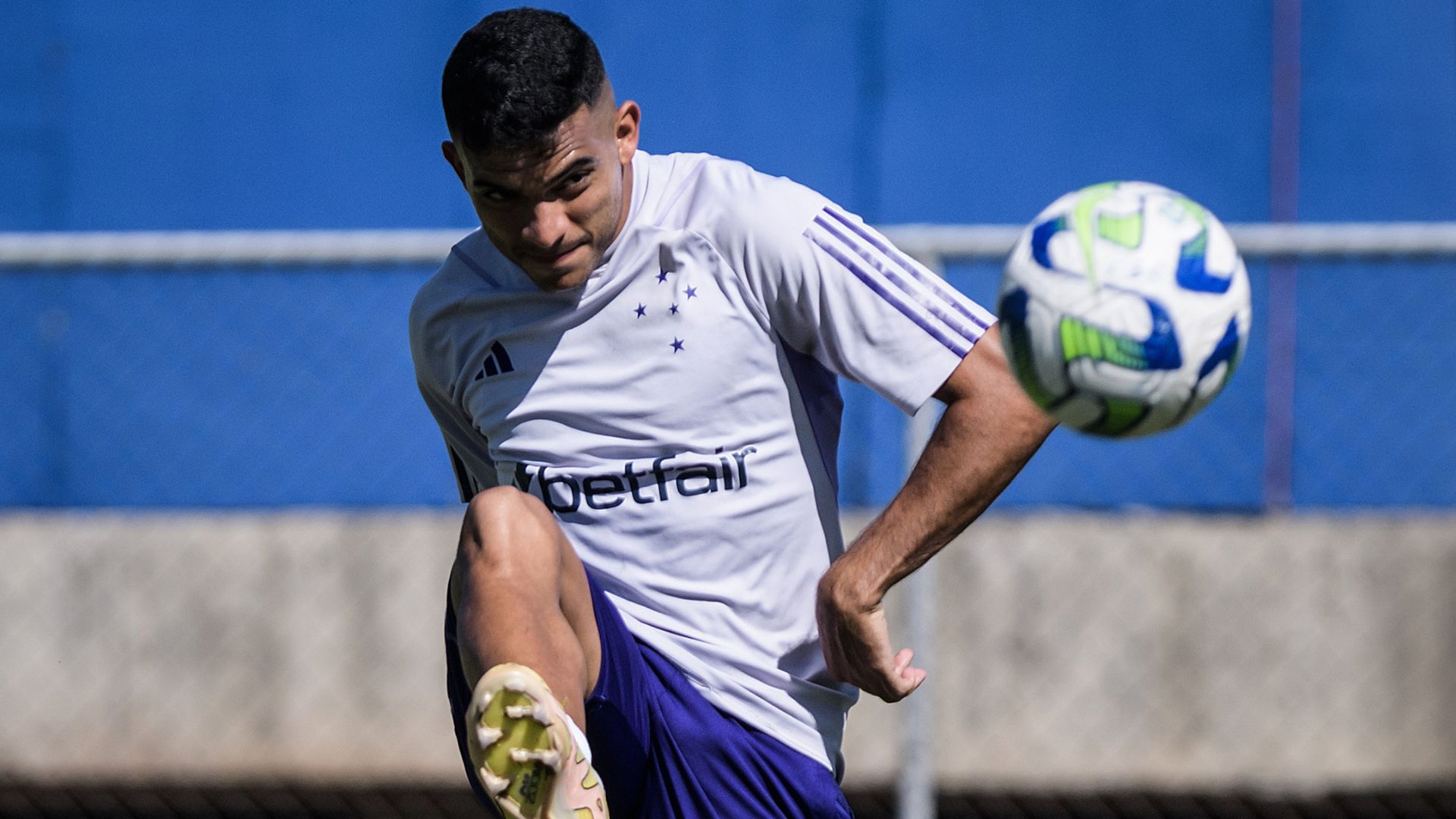 Bruno Rodrigues during Cruzeiro training (Credit: Gustavo Aleixo / Cruzeiro)