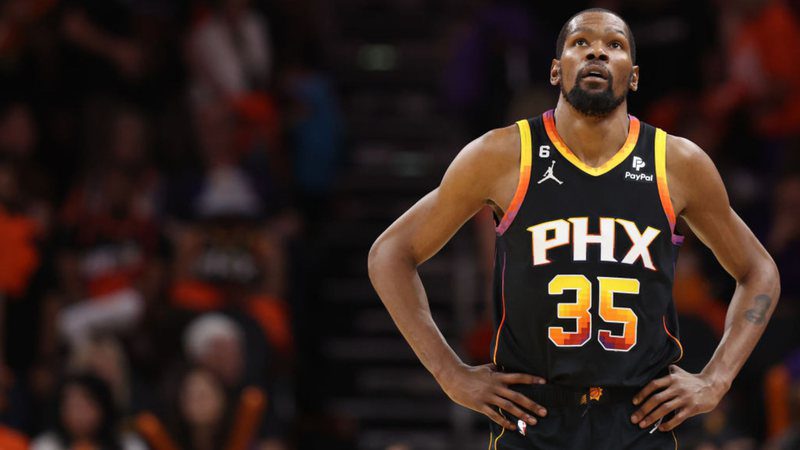 Durant frustrates Suns and vents about fall in the NBA:
