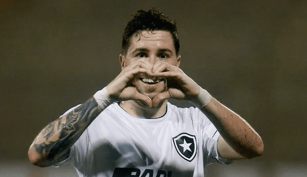 For the South American, Botafogo beats Cézar Vallejo in the