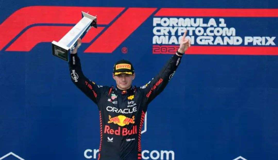 Max Verstappen celebrates victory in Miami