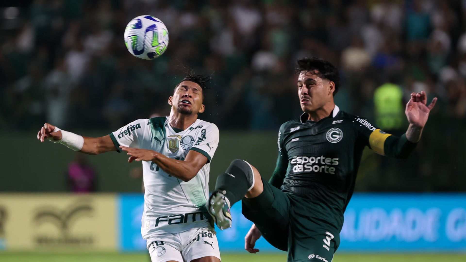 Moment of the foul that led to the expulsion of Lucas Halter (Credit: Cesar Greco / Palmeiras)