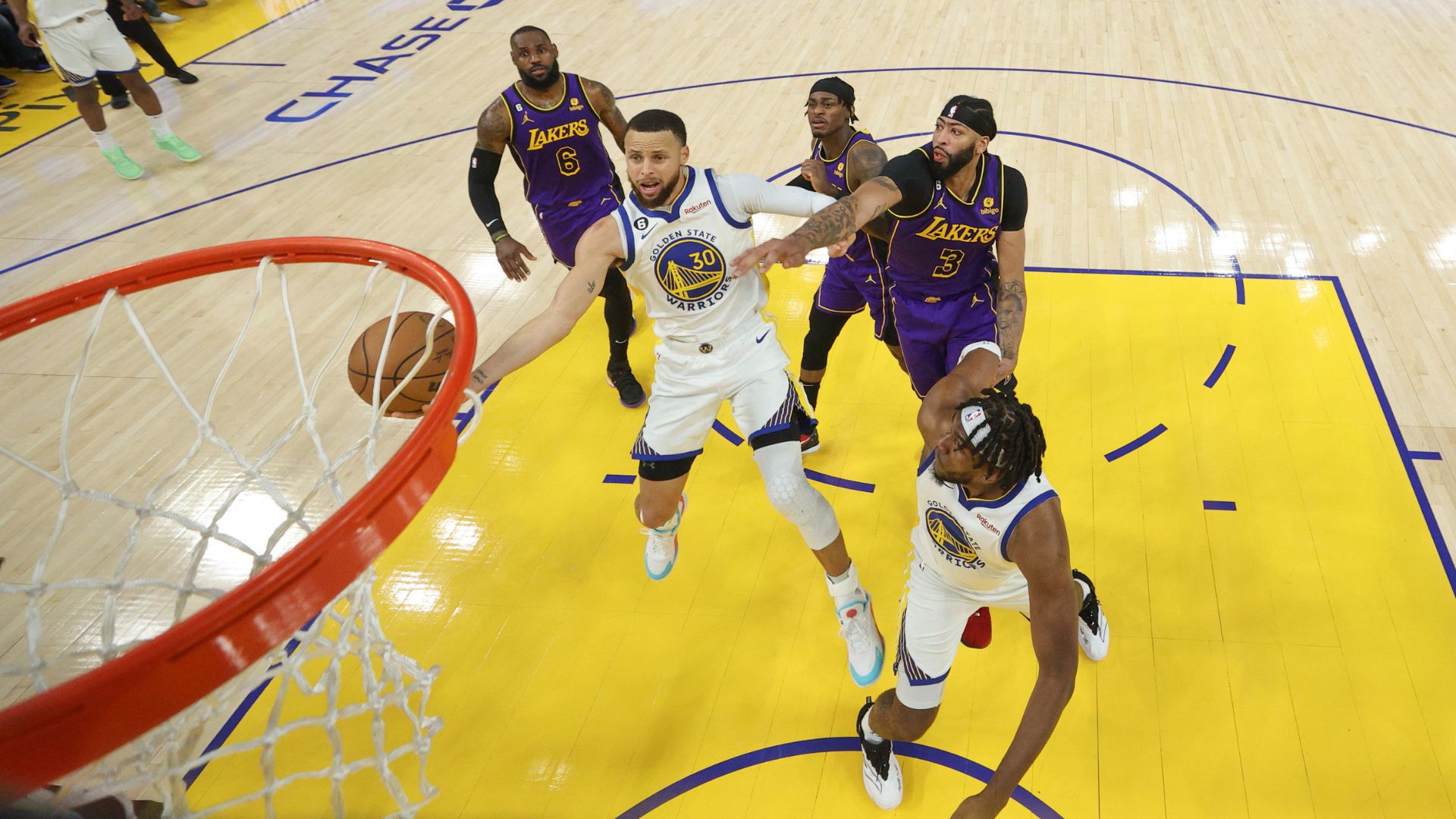Warriors beat Lakers in NBA