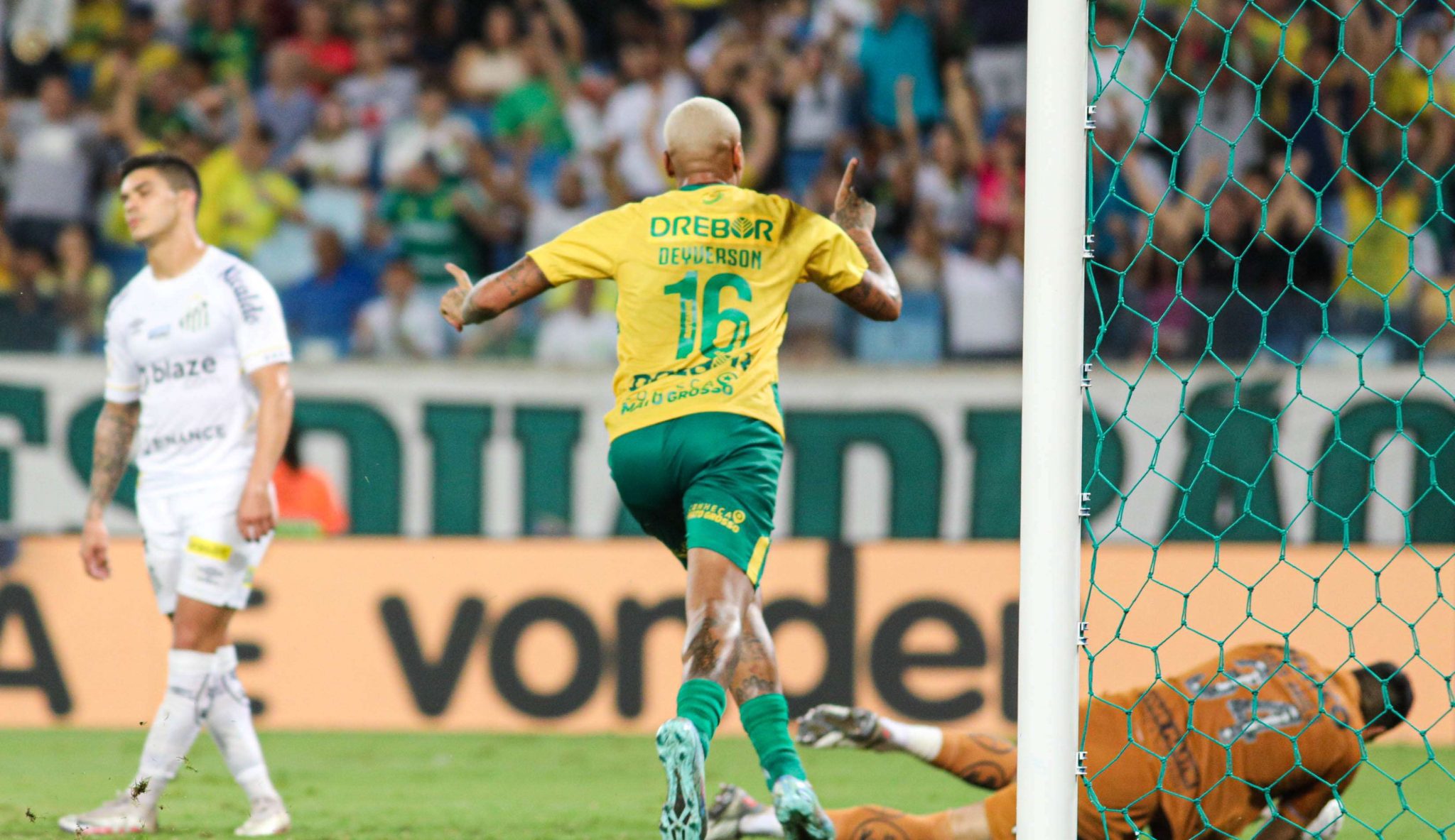 Cuiabá wins historic victory against Santos at Arena Pantanal