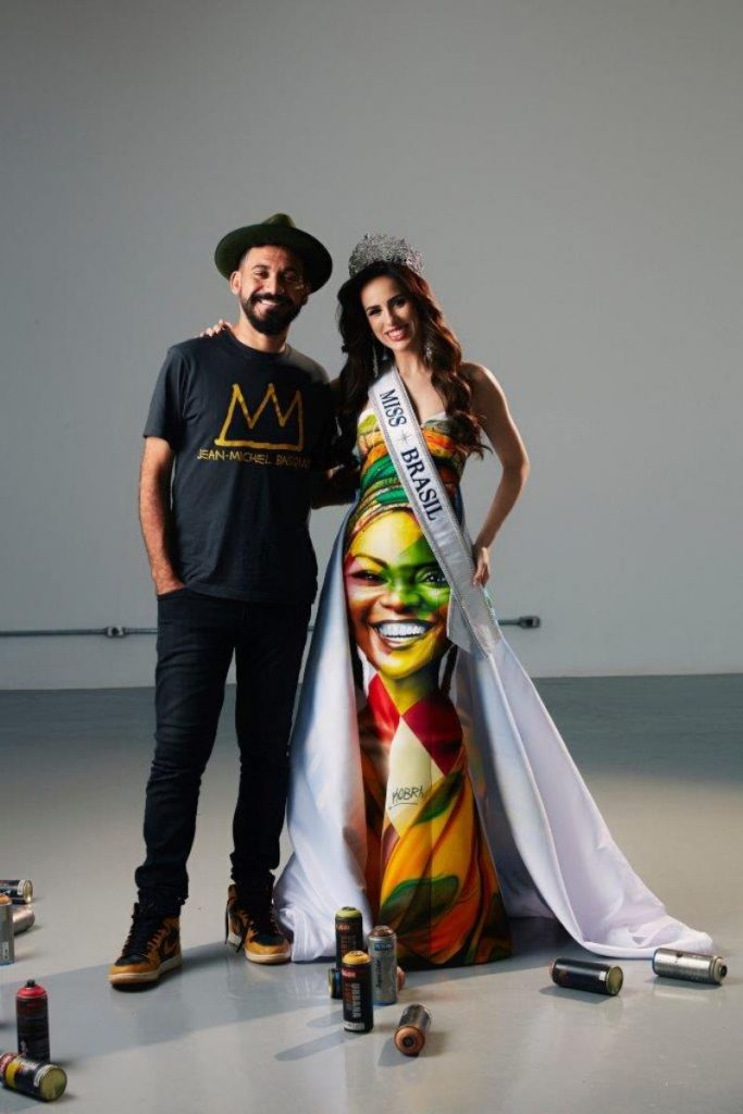 Eduardo Kobra and his art on Mia Mamede's dress, Miss Brazil 2022