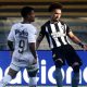 Botafogo seeks an incredible draw against Santos and maintains leadership