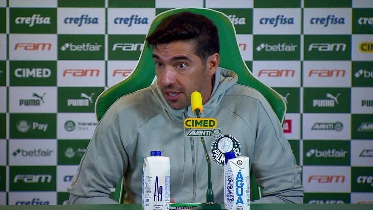 Collective by coach Abel Ferreira after the victory over Fortaleza