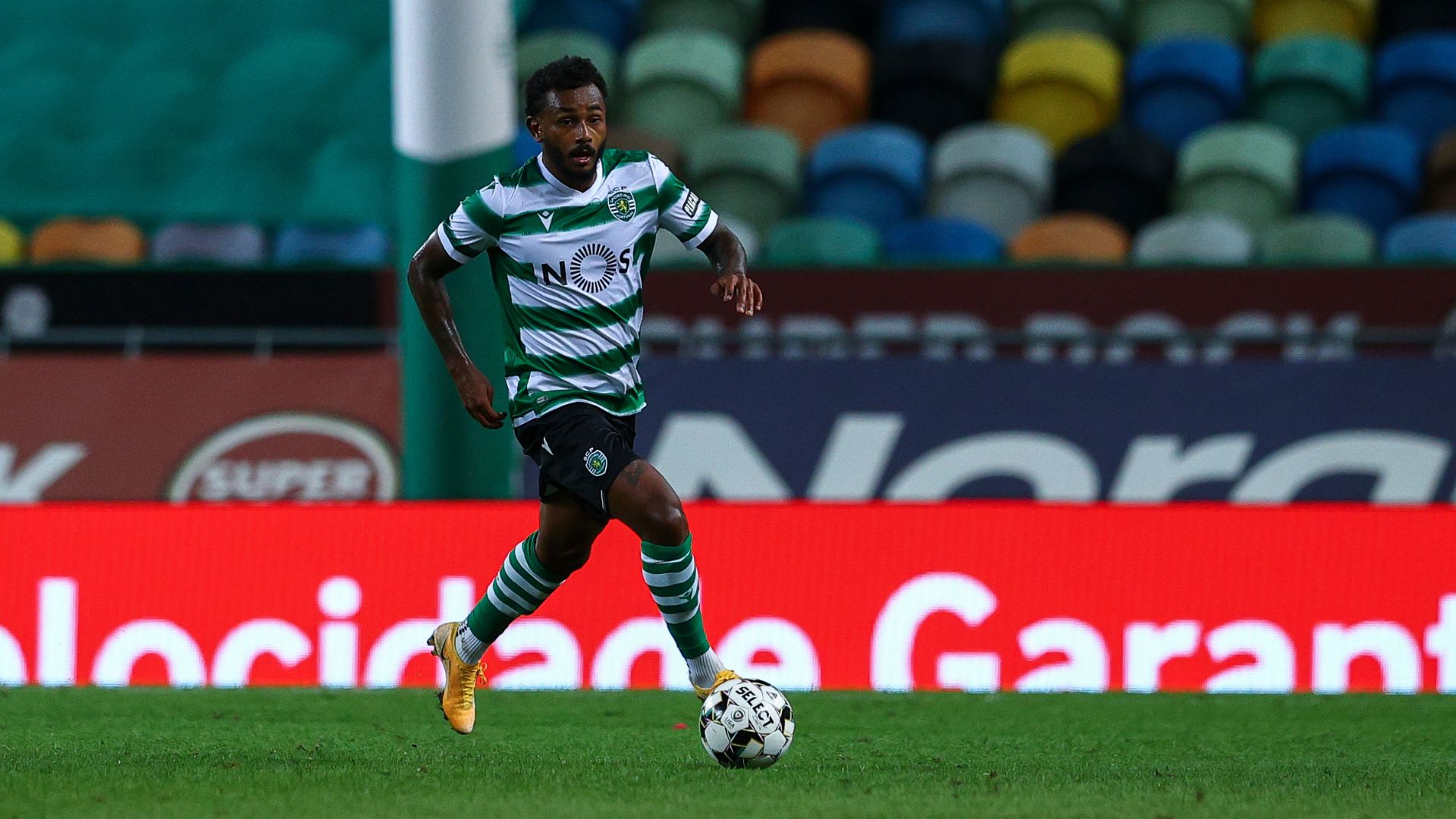 Wendel in action for Sporting, a club he left after leaving Fluminense (Credit: Getty Images)