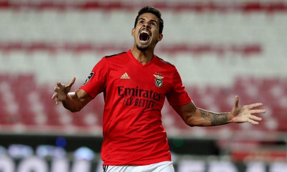 Corinthians announces the signing of Lucas Veríssimo, Benfica defender, to