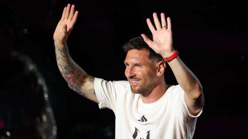 Messi drives the crowd crazy and arrives at Inter Miami;
