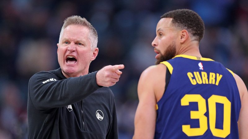 Steve Kerr vents about Stephen Curry's performances: “It looks like…”