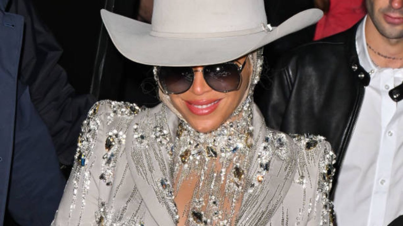 Check out Beyoncé's country era looks for "Cowboy Carter"