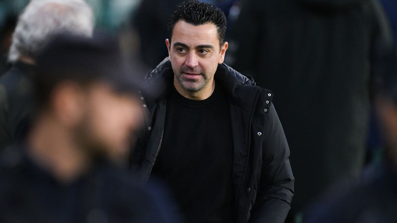 After announcing his departure, Xavi is in doubt and could