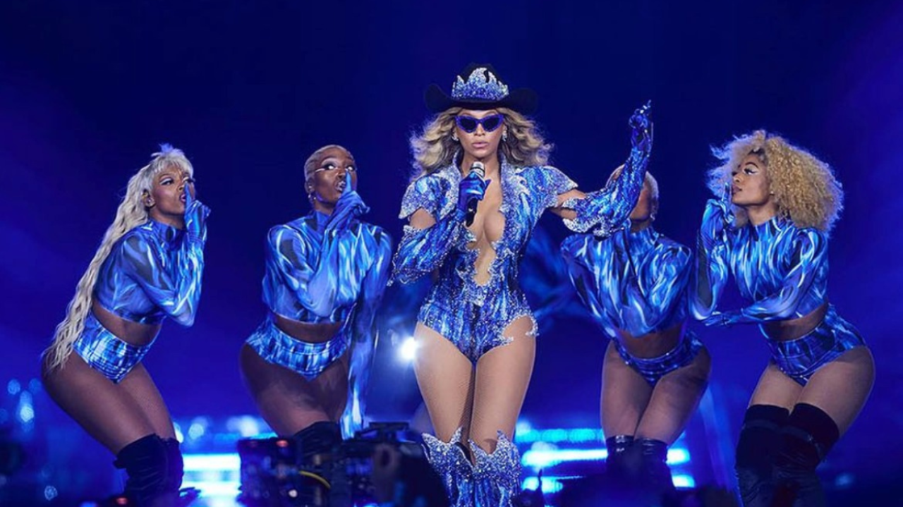 Beyoncé is in talks to show the film of her