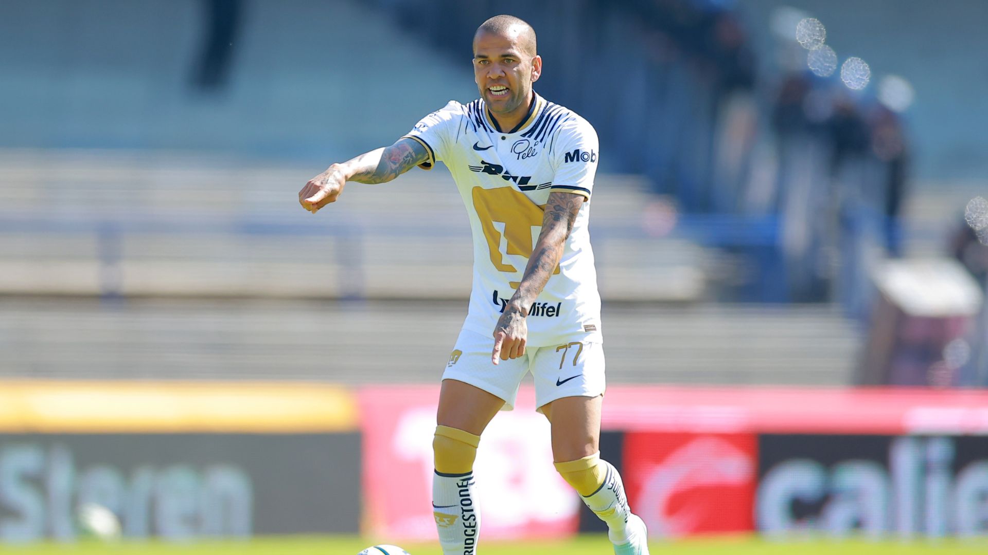 Daniel Alves in his last match for Pumas, from Mexico, in January 2023 (Credit: Getty Images)