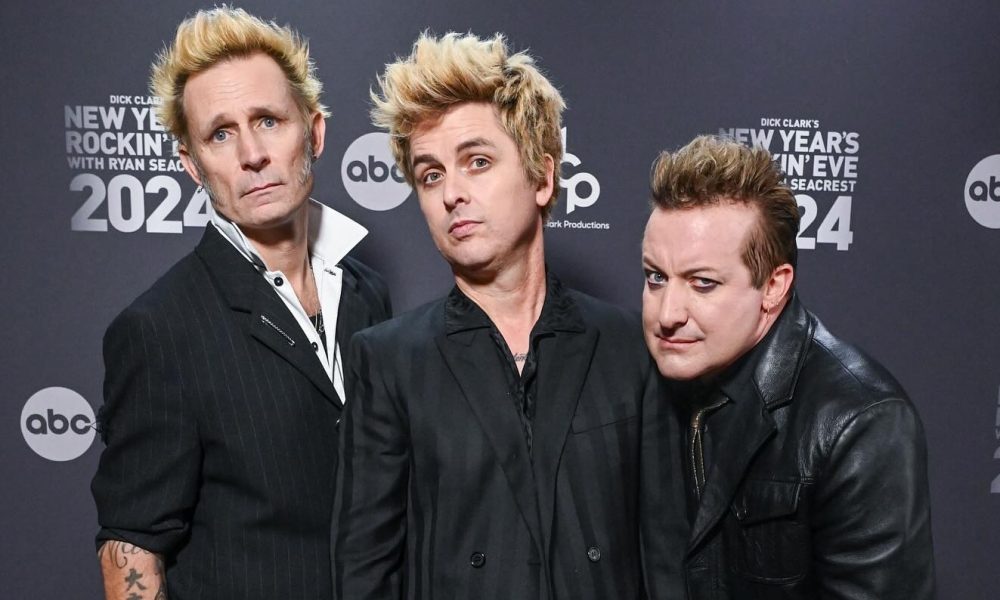 Green Day releases new album “Saviors” and promises tour in