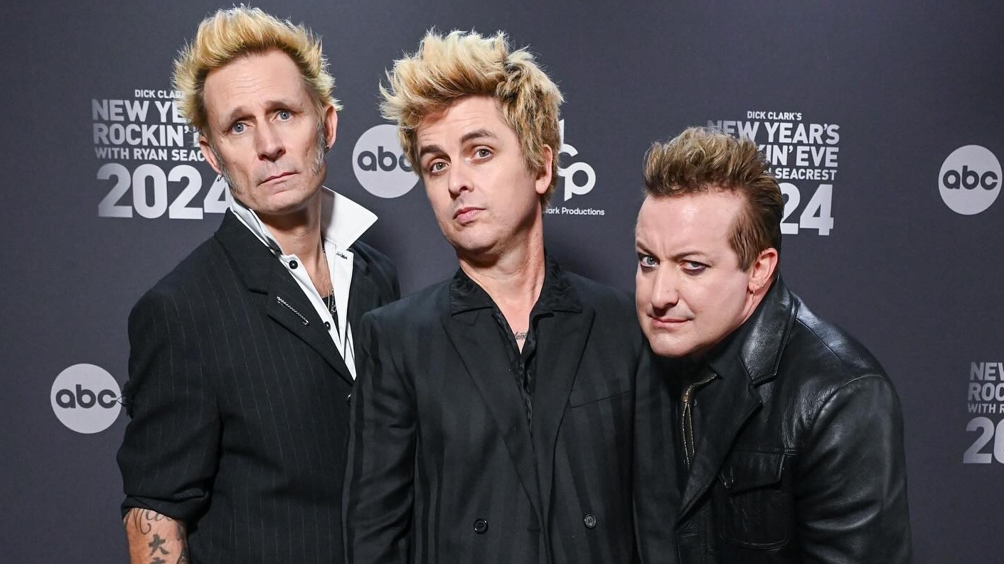 Green Day releases new album “Saviors” and promises tour in