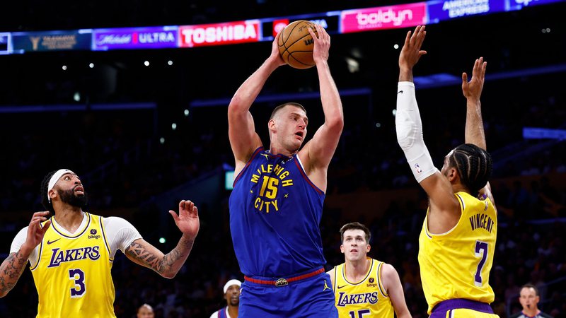 Jokic speaks after the Nuggets' 3 0 win against the Lakers:
