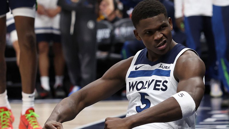 Timberwolves run over Nuggets and Knicks open the series