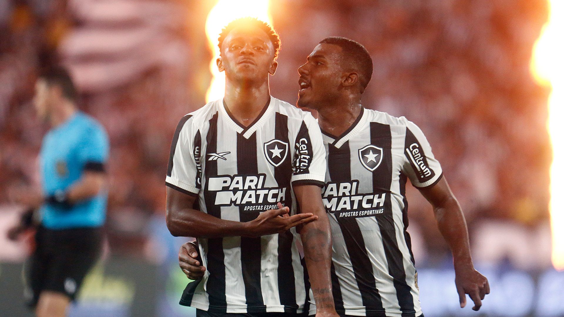 Jeffinho celebrating a goal scored against Bahia (Credit: Vitor Silva / Botafogo)