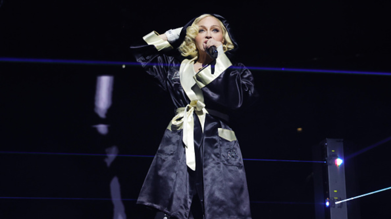Madonna accumulates more than US$1 4 billion in 40 years of