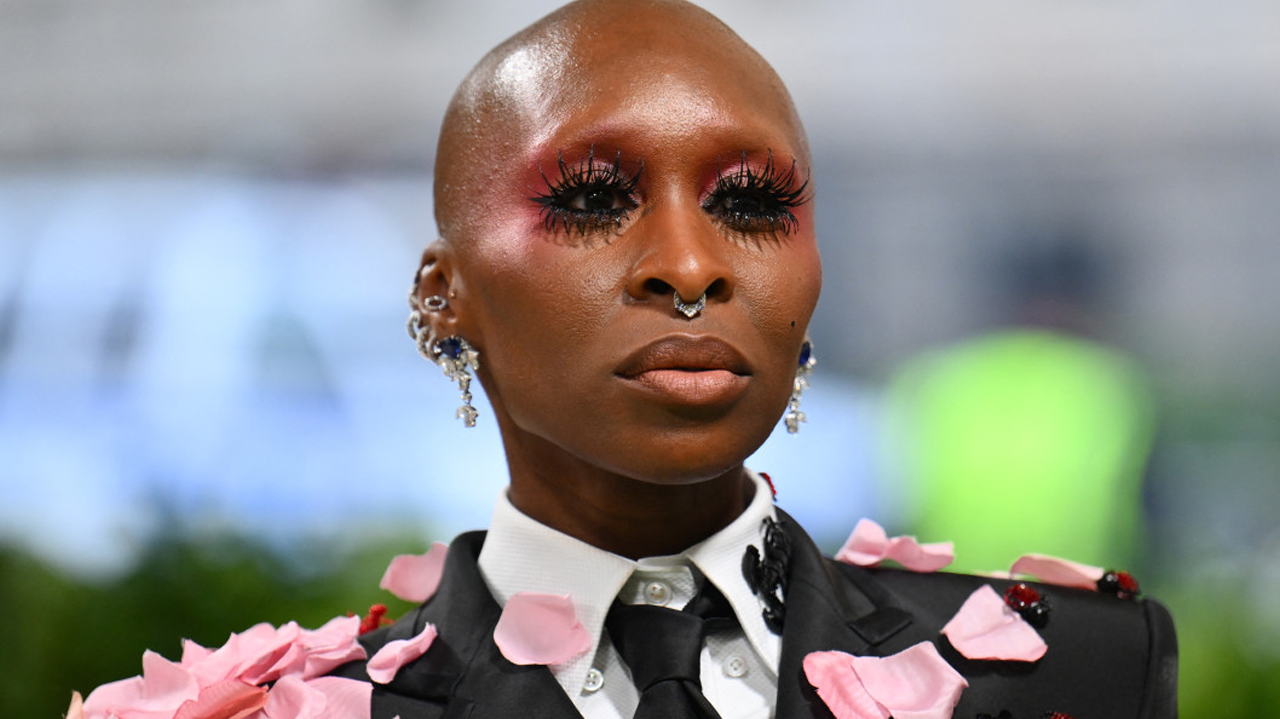 Striking eyes stand out at the Met Gala 2024
