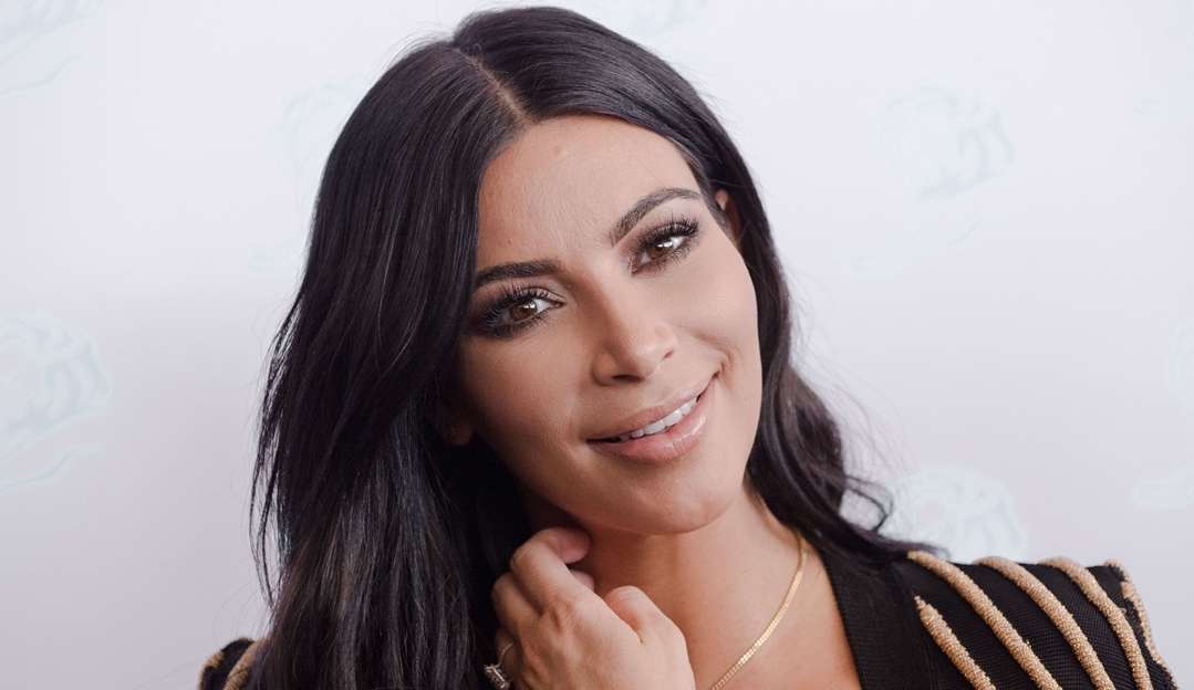 Presenter Disrupts Kim Kardashian's TV Recording