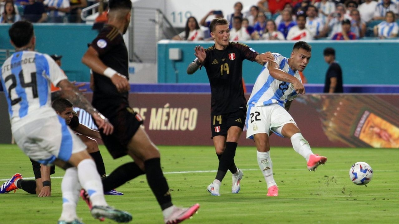 Already classified, Argentina wins third round at Copa América