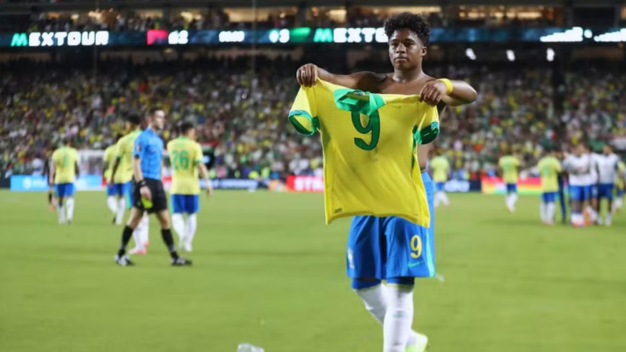 With Endrick's late goal, Brazil wins friendly against Mexico
