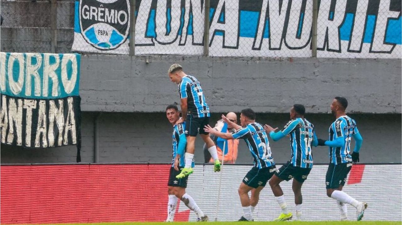 Grêmio wins match against Operário PR and secures place in the