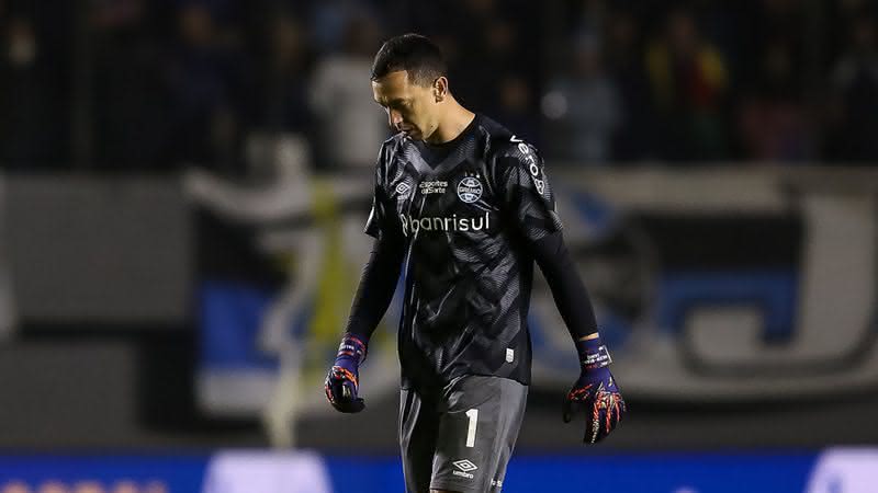 Marchesín admits frustration with rotation at Grêmio: “Difficult for ”