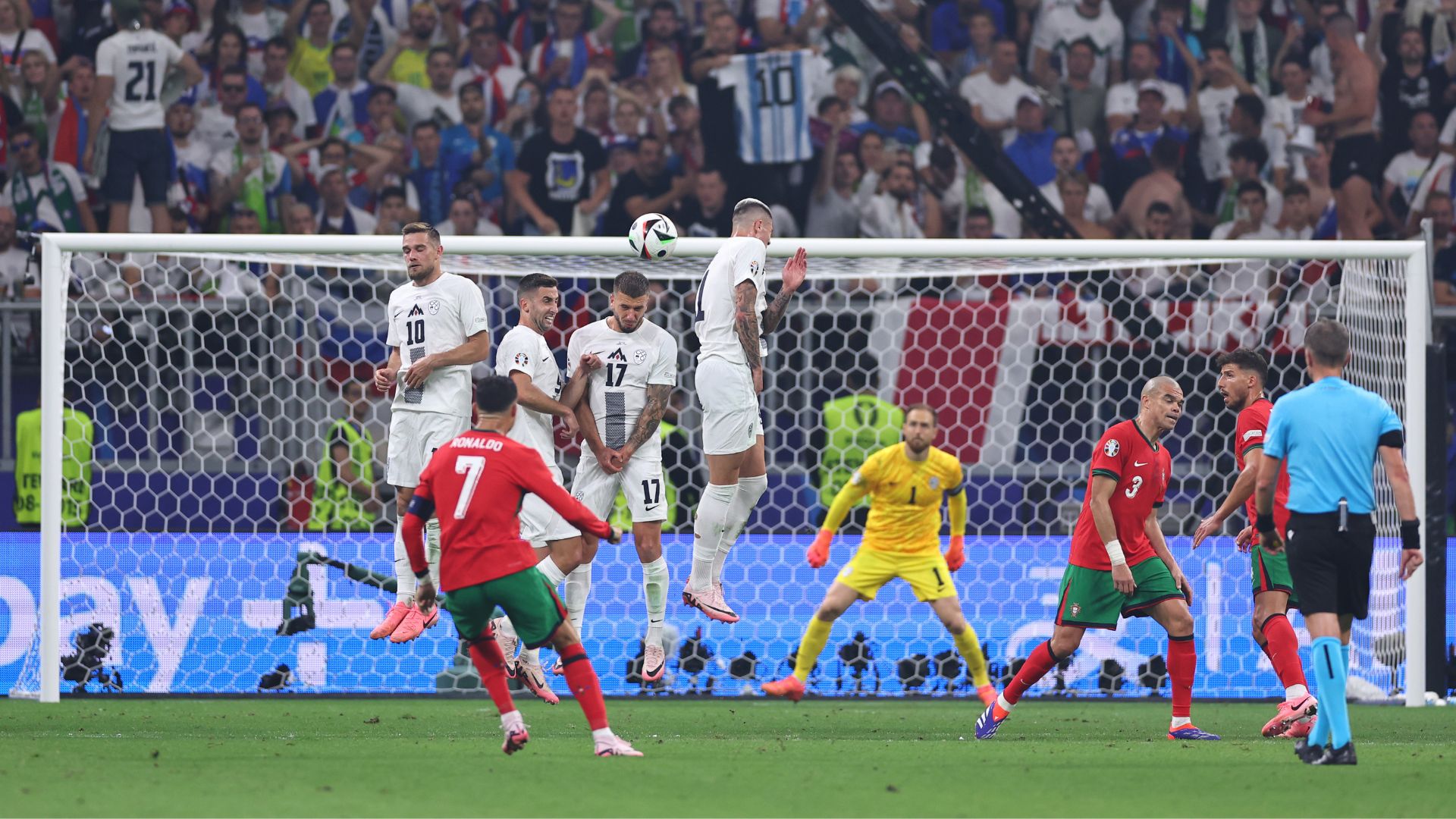 Cristiano Ronaldo taking a free kick against Slovenia (Credit: Getty Images)