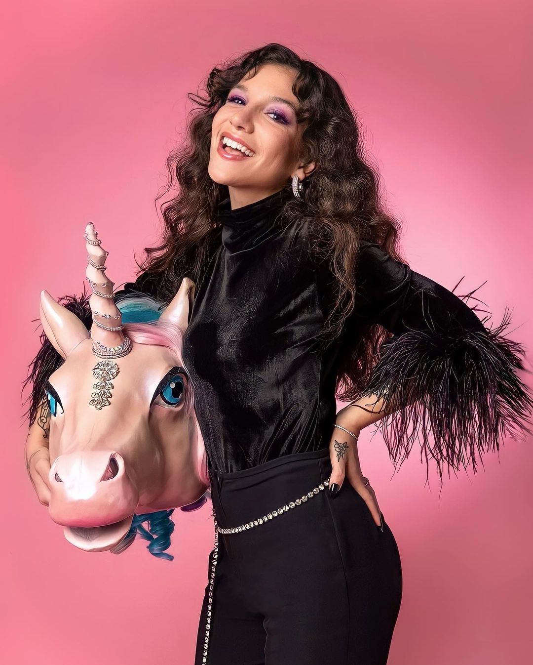 Priscila Alcantara after winning the reality show The Masked Singer as the ''unicorn''. Image: reproduction/Instagram