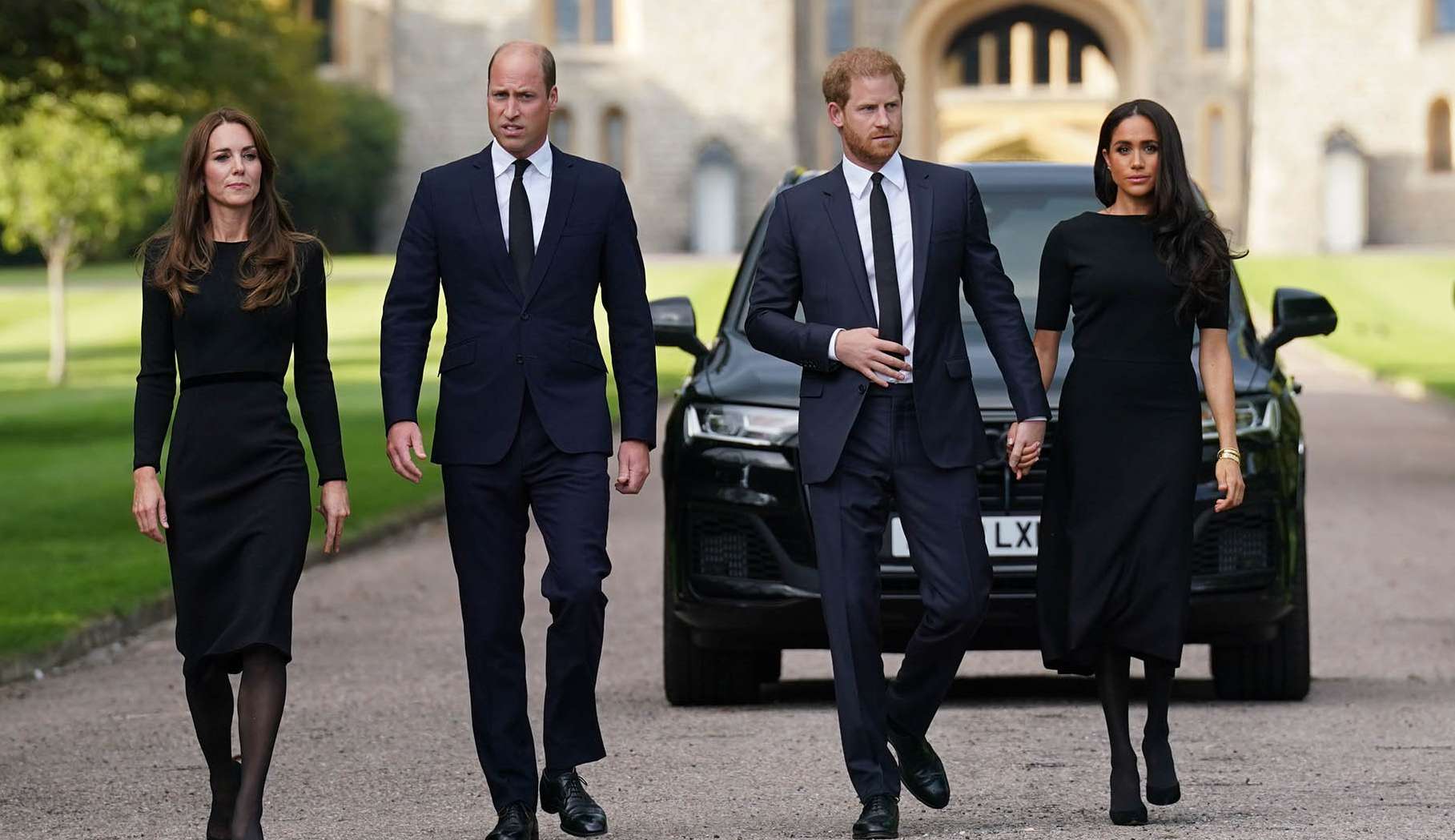 William and Harry with Kate and Meghan in "peace reunion"